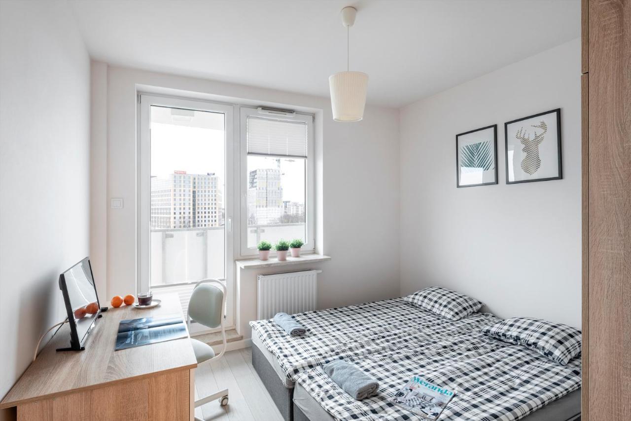 Waw Mokotow Pokoje Manhattan Varşovia Exterior foto
